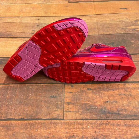 Nike Men's Air Max 1 Premium "Valentine's Day" Running Shoes - Picture 6 of 6